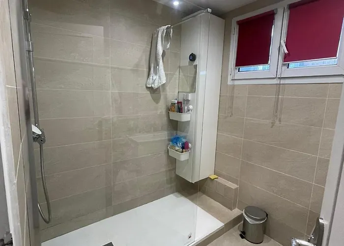 65m Apartment